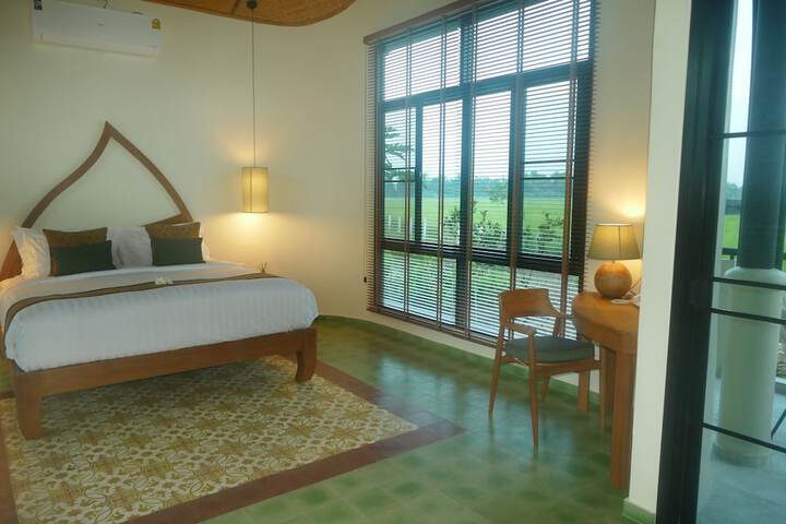 Room 19 of 39