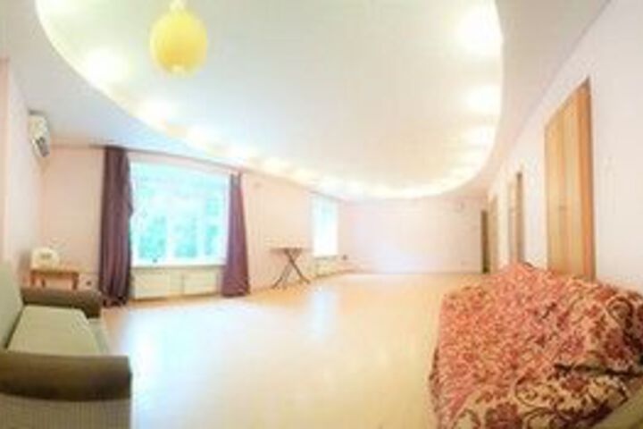 Room 70 of 88