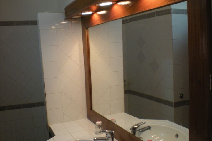 Room 20 of 76
