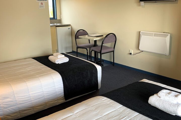 Room 18 of 83