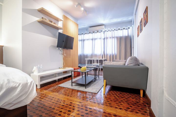 Room 11 of 25