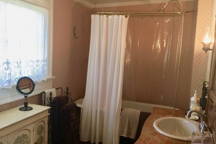 Room 54 of 123