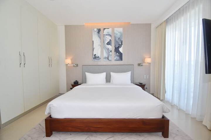 Room 12 of 120