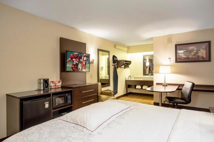 ADA Accessible Superior King (6 of 22)