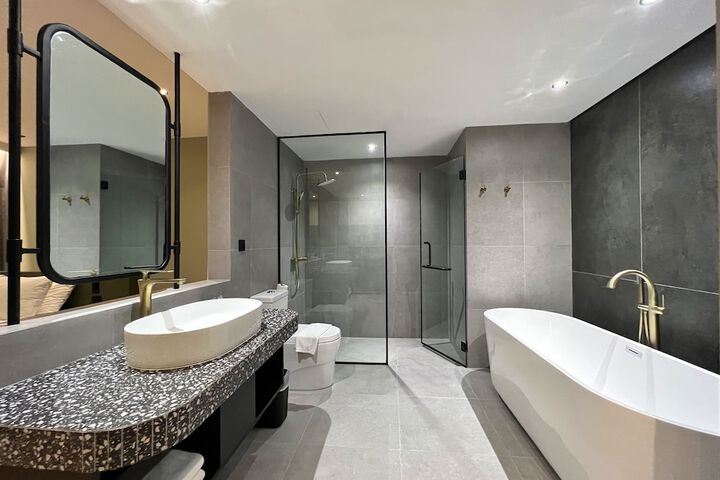 Bath Interior