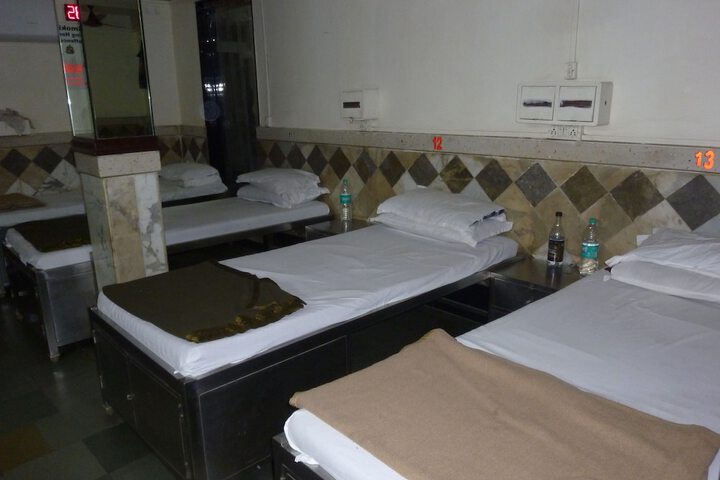 Room 3 of 15