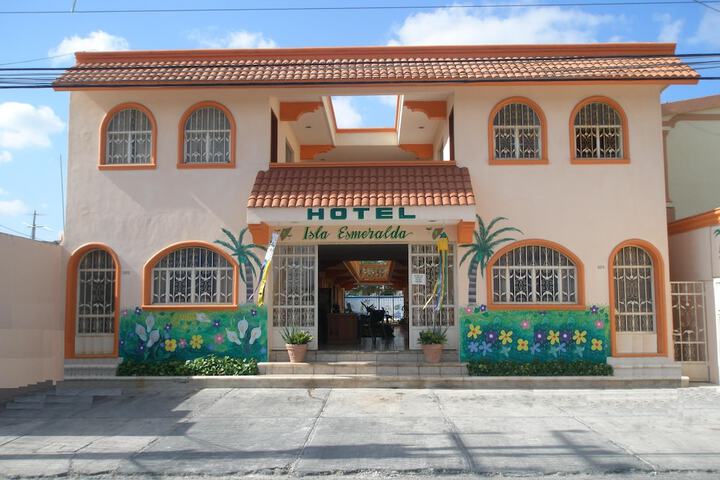 Photo of HOTEL ISLA ESMERALDA