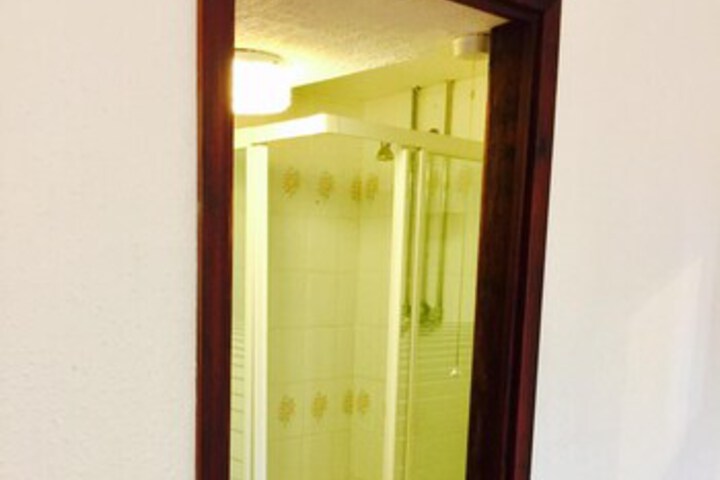 Room 15 of 70