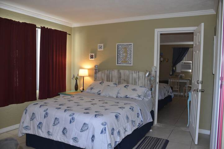 Room 12 of 50