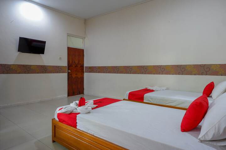 Room 18 of 48