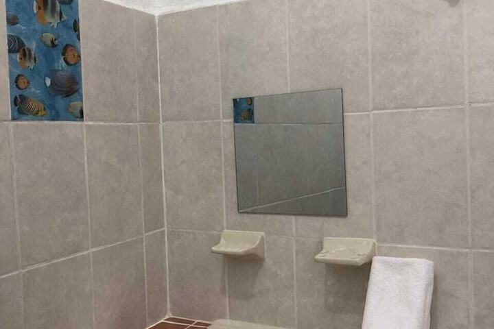Room 18 of 26