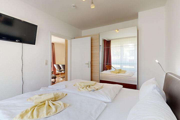 Room 12 of 29