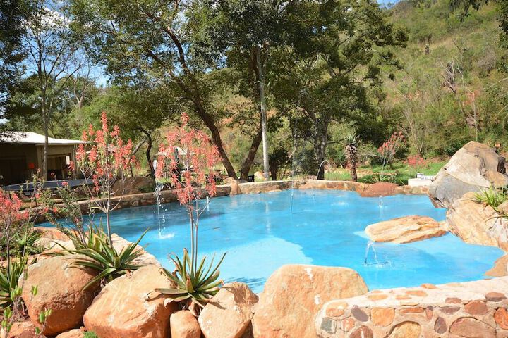 Pool 53 of 108