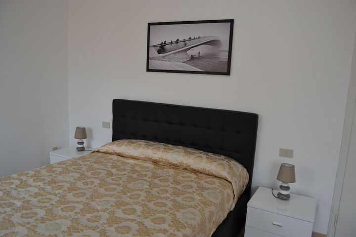 Room 5 of 43