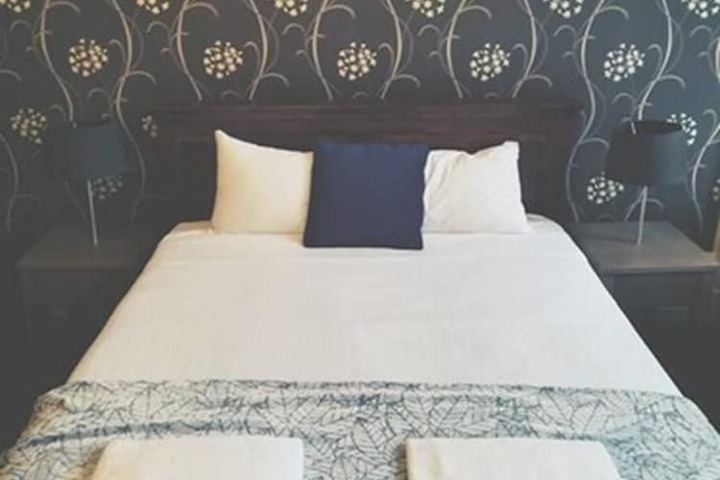 Room 10 of 72