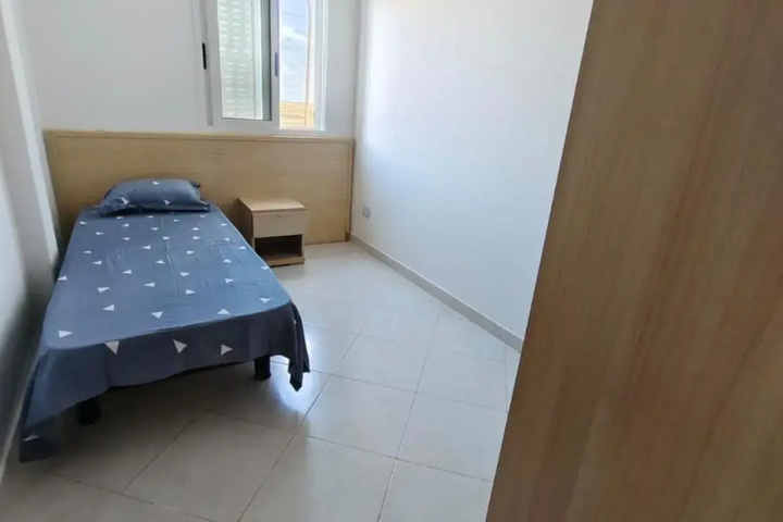 Room 5 of 15