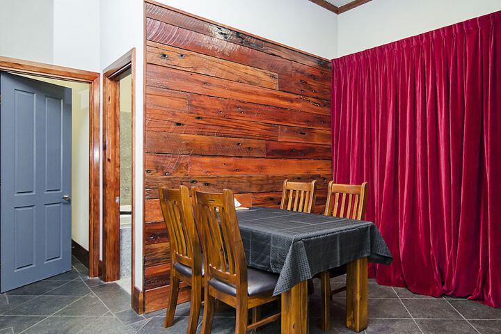 Room 10 of 41
