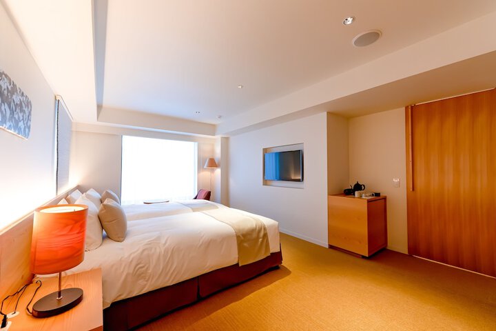 Room 36 of 95