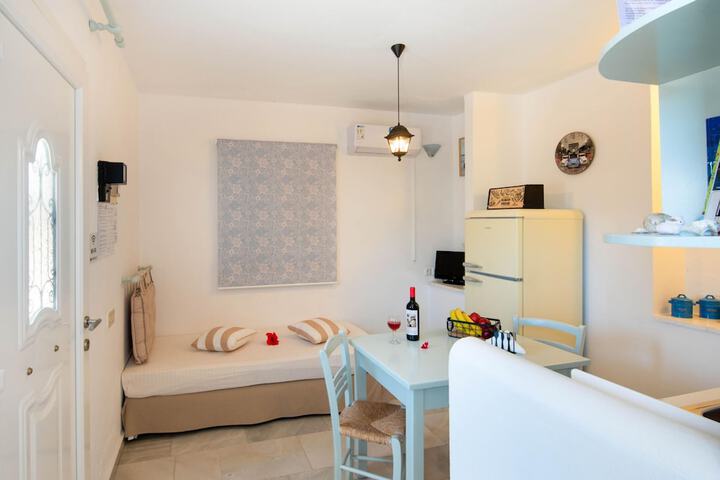 Room 19 of 25
