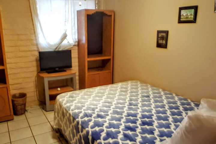 Room 14 of 49