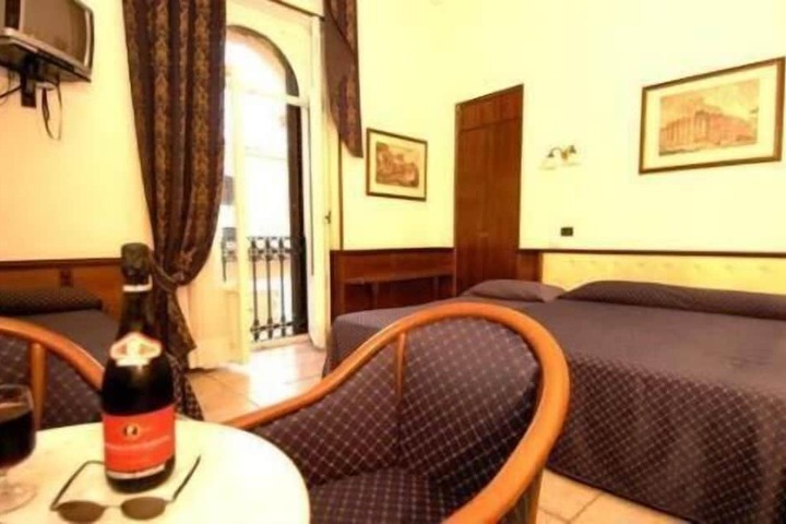 Room 8 of 49