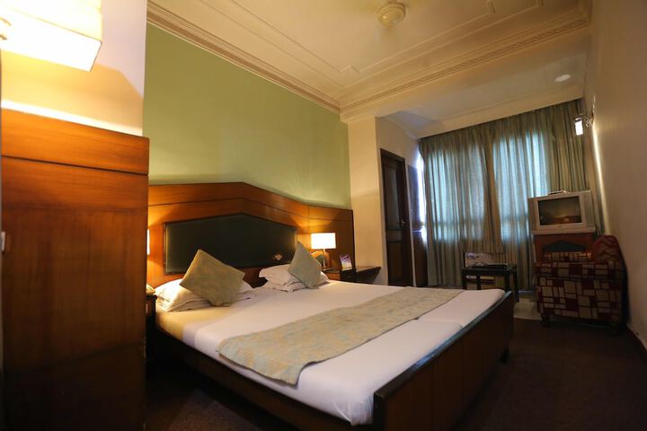 Room 19 of 52