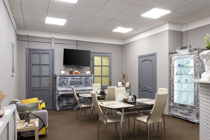 Lobby sitting area