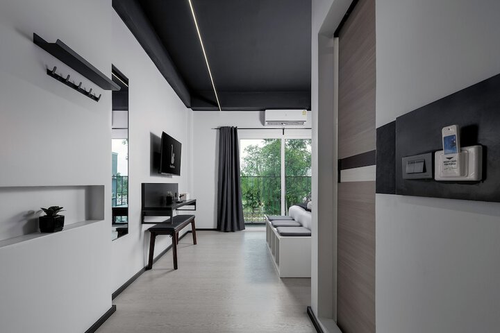 Room 7 of 56