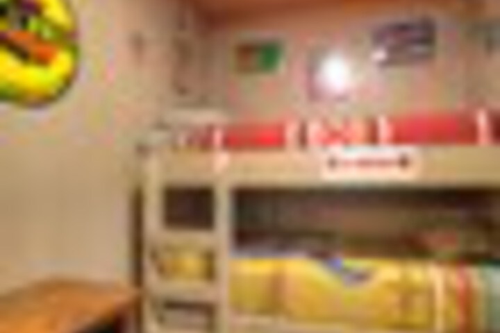 Room 92 of 204