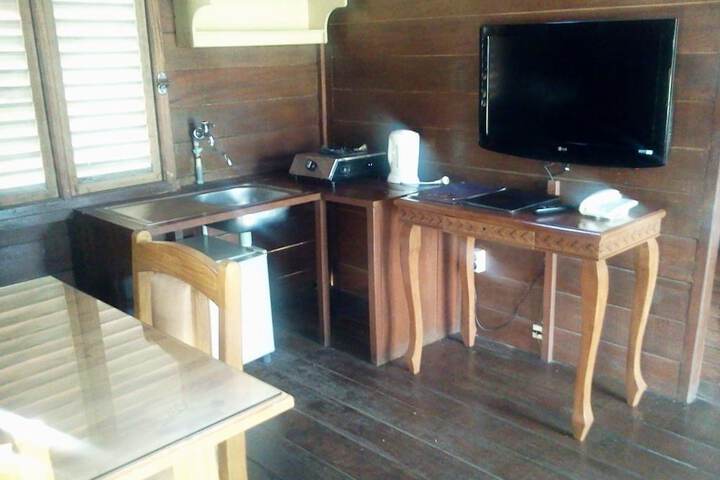 Room 9 of 34