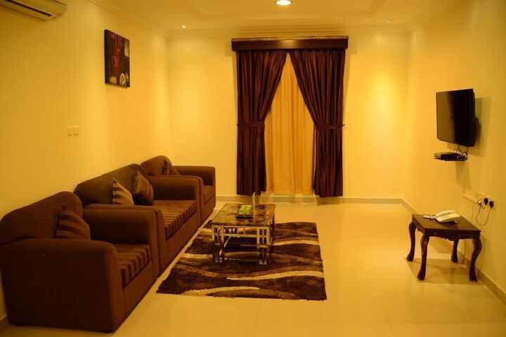 Room 11 of 23