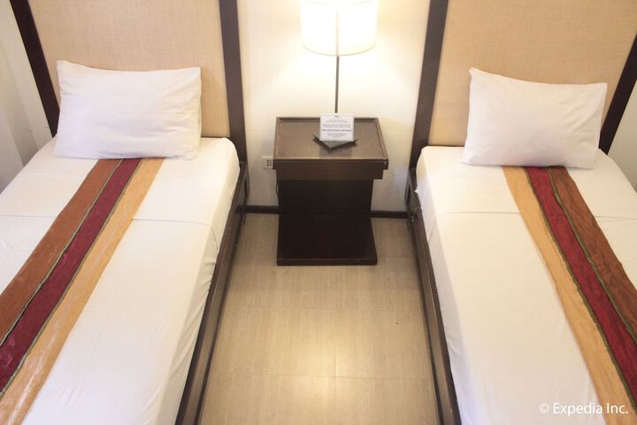 Room 12 of 31