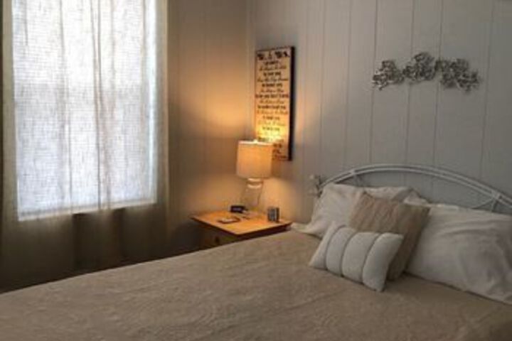 Room 14 of 24