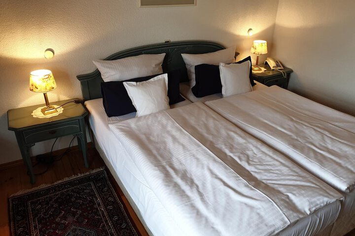 Room 20 of 36