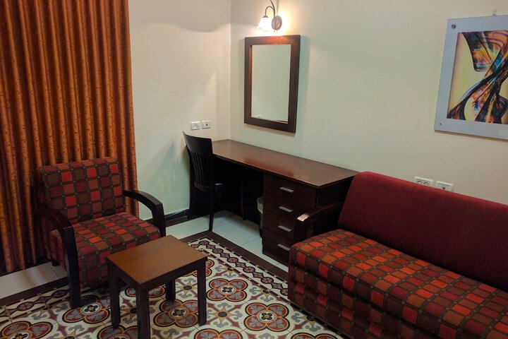 Room 14 of 41