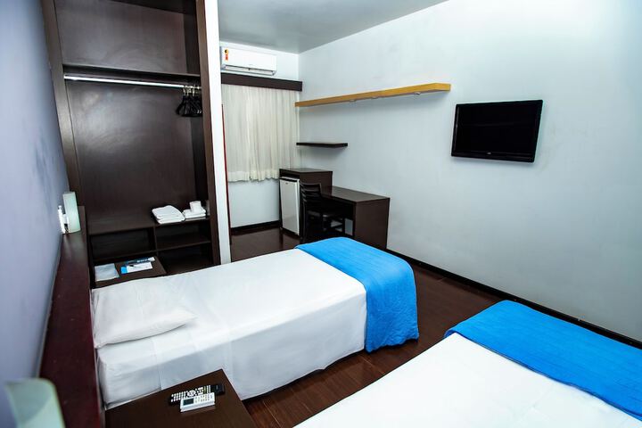 Room 20 of 77