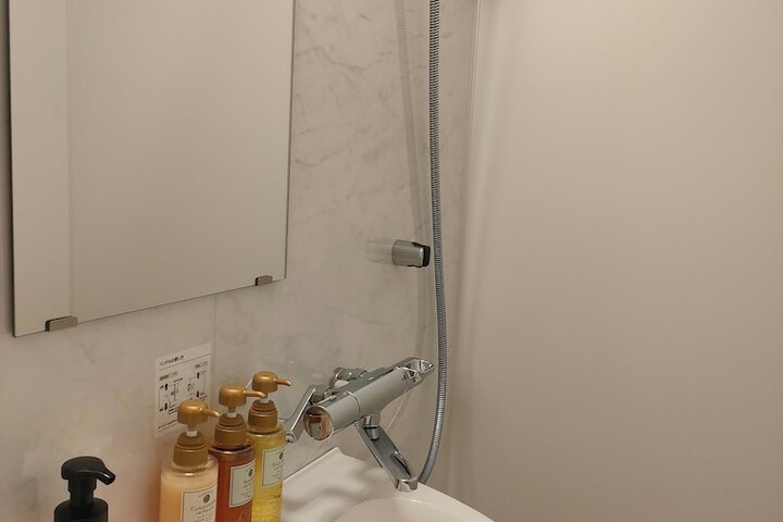 Room 58 of 66