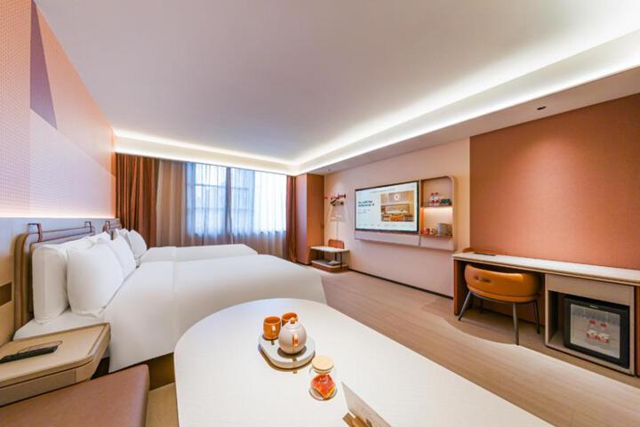 Orange Hotel Shanghai Jinqiao Subway Station