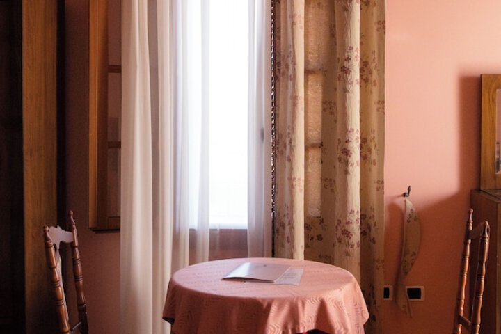 Room 12 of 49
