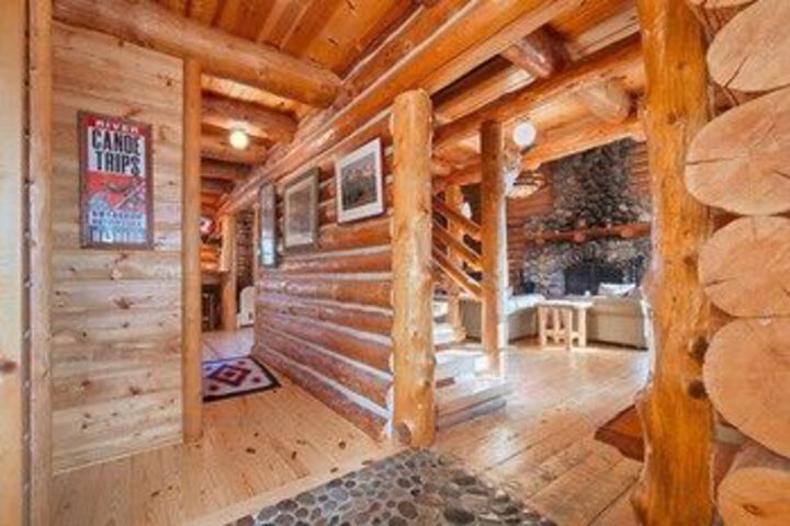 Room 2 of 28