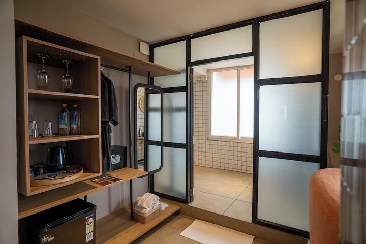 Room 69 of 109