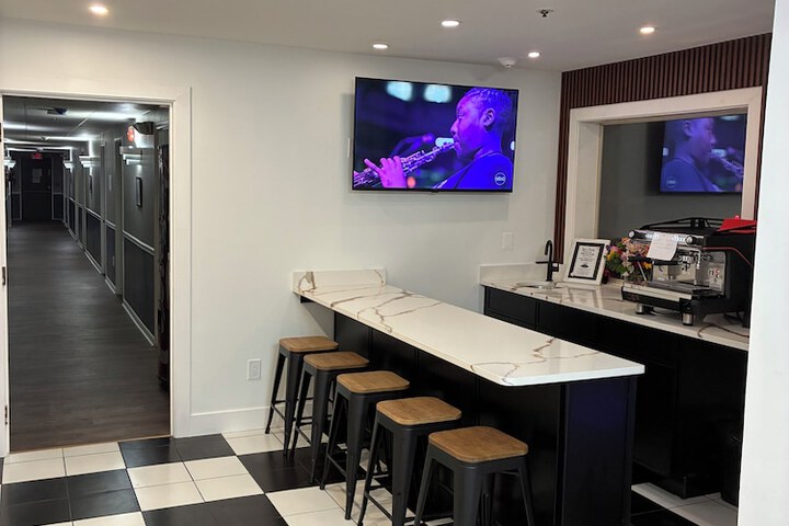 Breakfast area