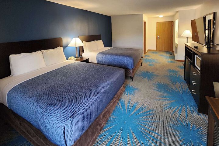 Room 36 of 80