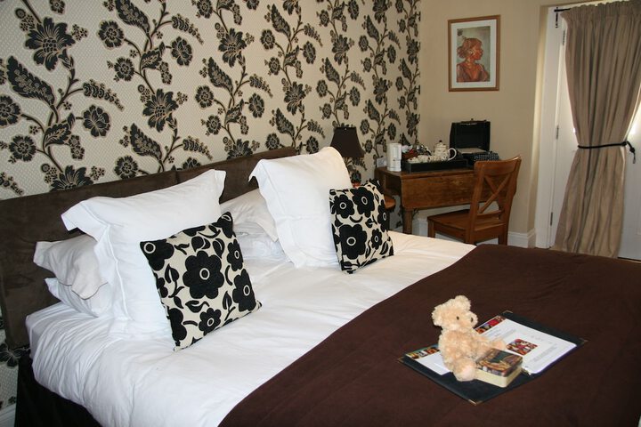 Room 17 of 187