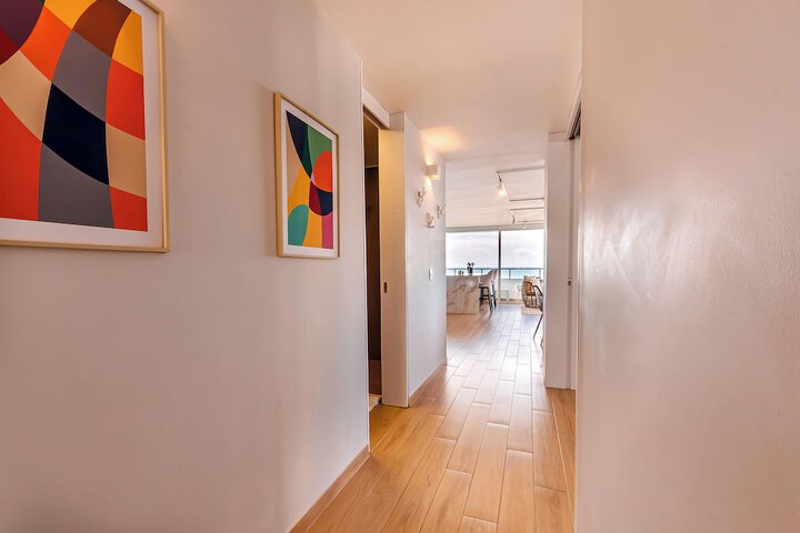 Room 27 of 45