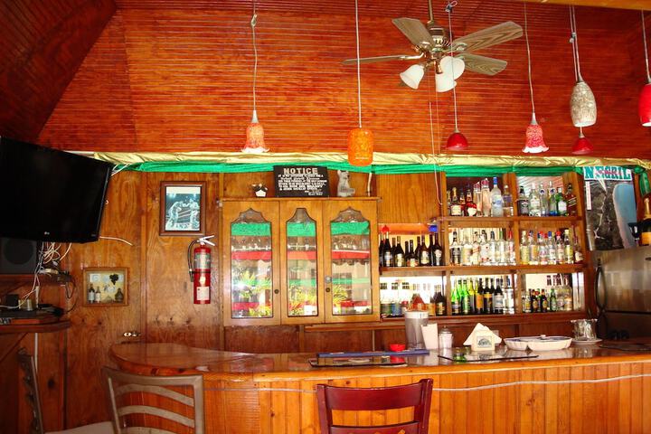 Lounge 107 of 162