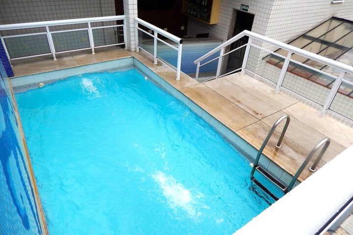 Pools & Facilities