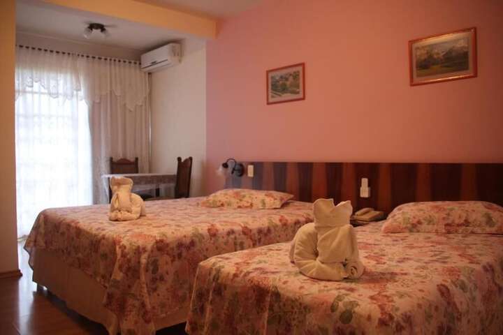 Room 90 of 181