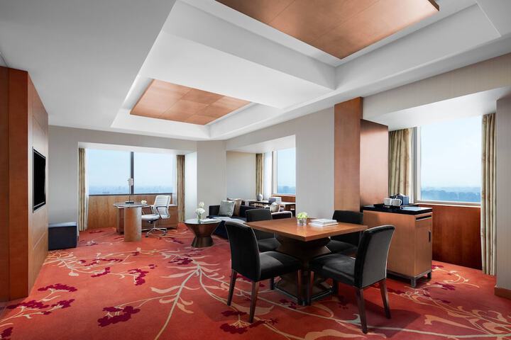 Room 30 of 72