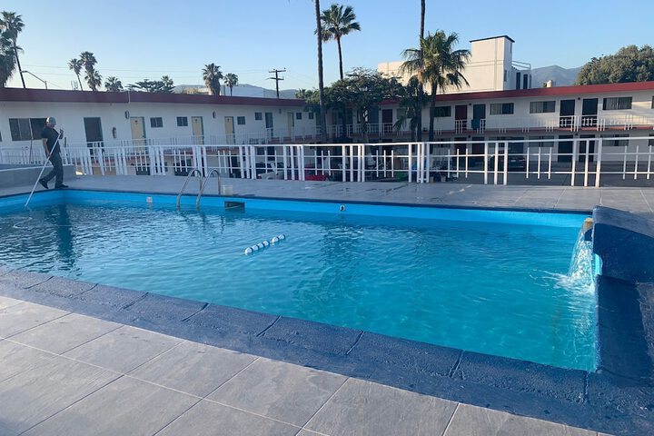 Hotel 8 of 9